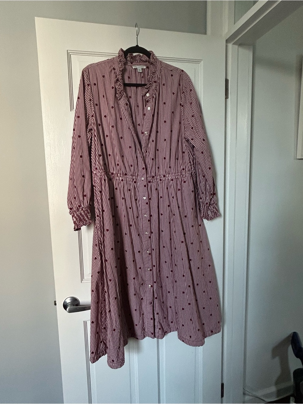 Striped Burgundy Midi Dress with Tie Waist and Ruffle Collar - Picture 3 of 5